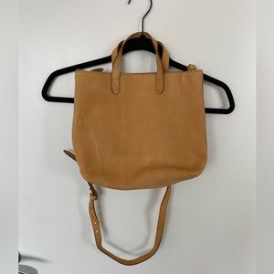 Madewell zip top leather tote bag. Short handles and crossbody strap.
